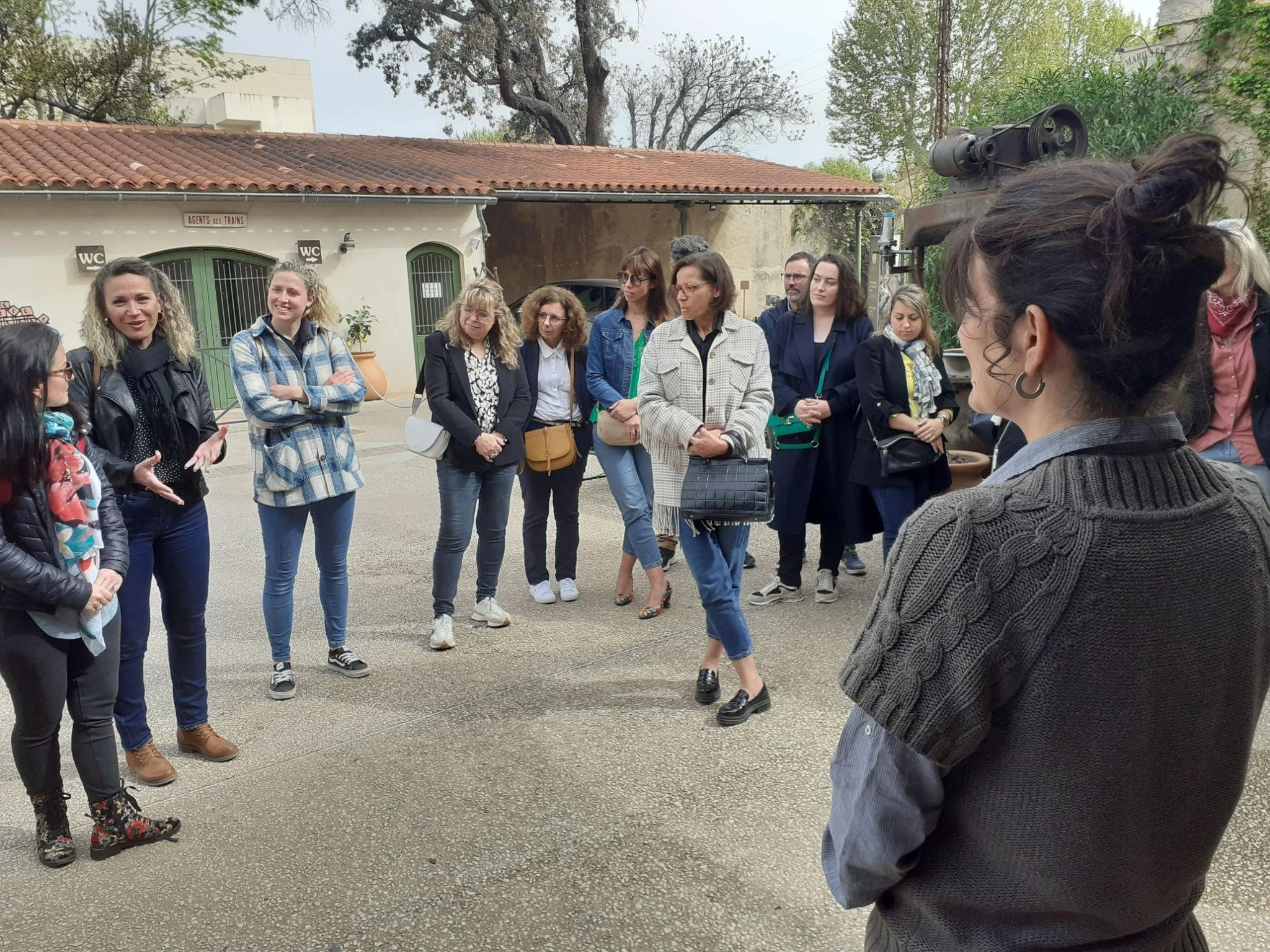À la rencontre des savoir-faire des Alpilles - CMA PACA