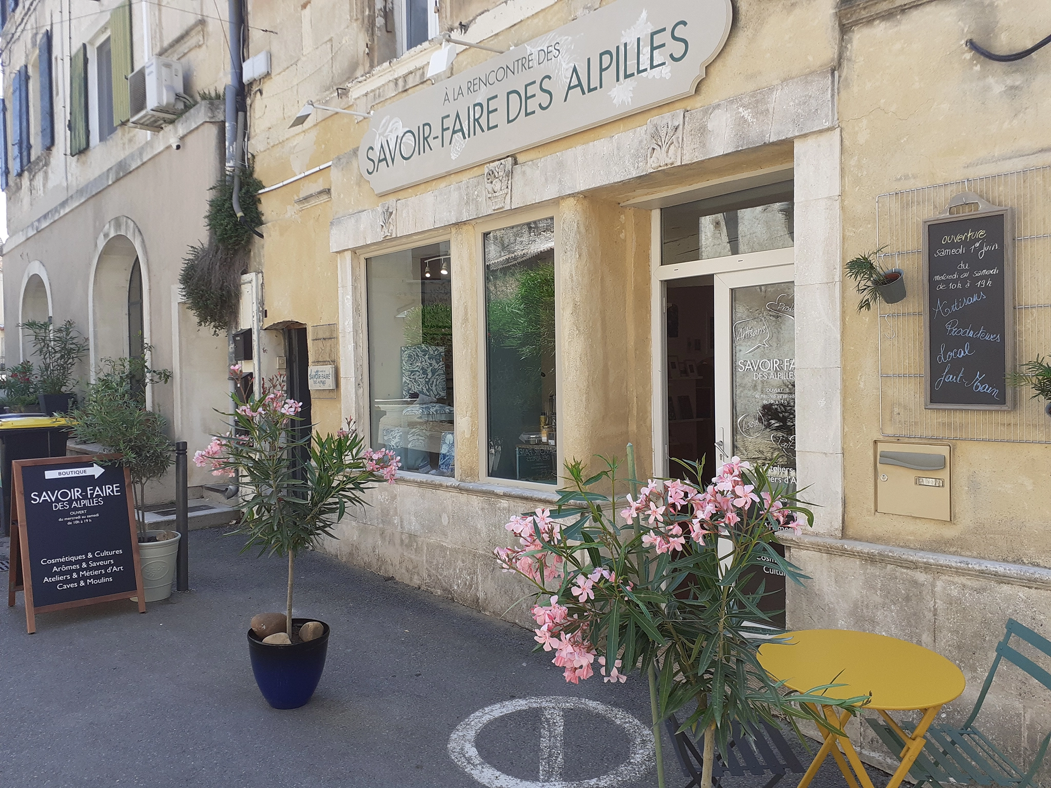 À la rencontre des savoir-faire des Alpilles - CMA PACA